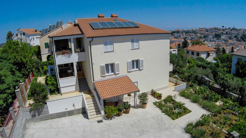 Apartmani Dorita Mali Losinj Exterior photo